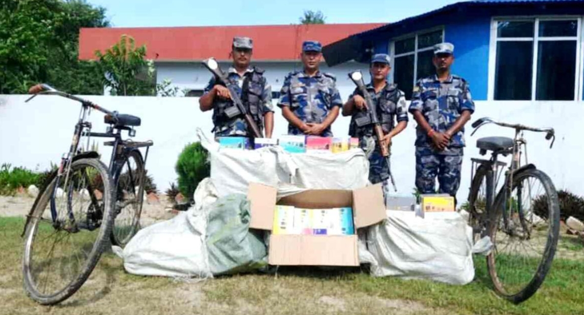 भारततर्फ तस्करी हुन लागेकाे ४८ लाख बराबरकाे ई–सिगरेट बर्दियामा बरामद